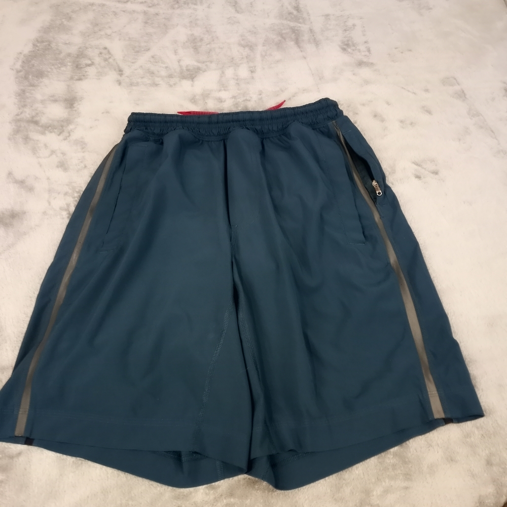 lululemon lined green print athletic shorts Men- Medium 28-32” Waist